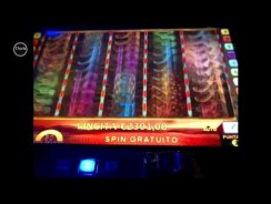 Zwei Frauen gewinnen bei Book of Ra im italienischen Casino